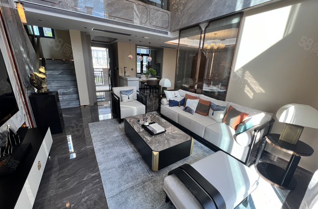 御景峰7室1厅285㎡198万二手房图片