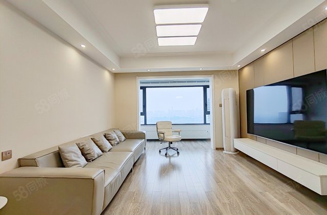 世茂城三期3室0厅104.79㎡149.8万二手房图片