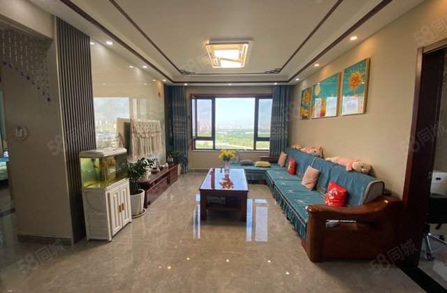 开发区东昌 绿城百合 边户 带车位 带储 免大税