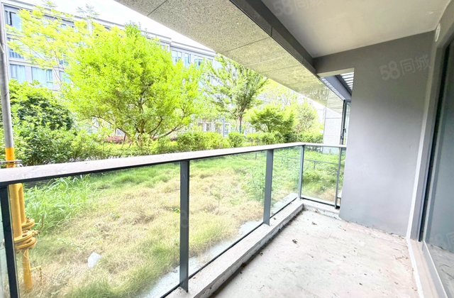 科学城凤玺台山语(二期)3室2厅123㎡132万二手房图片