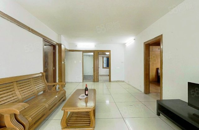 云东花园4室2厅143.8㎡330万二手房图片