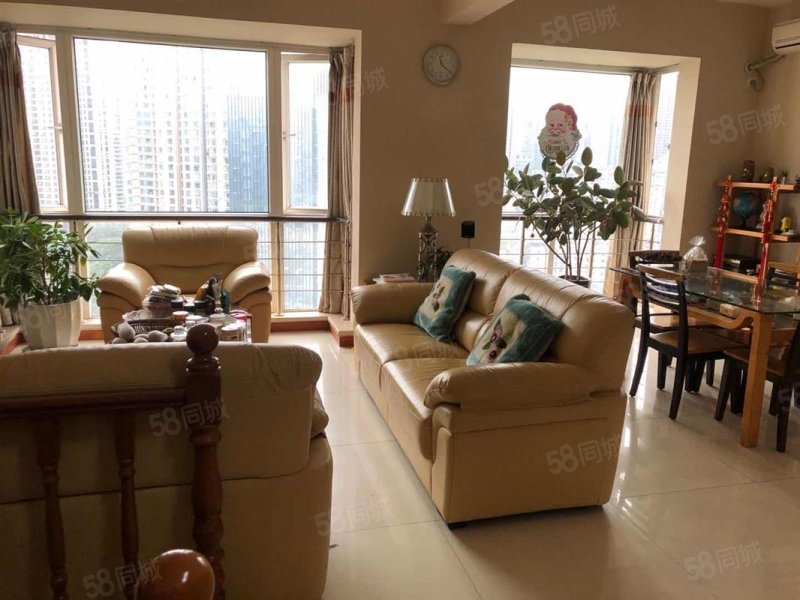 巴蜀俊秀5室3厅3卫205.65㎡南北623万