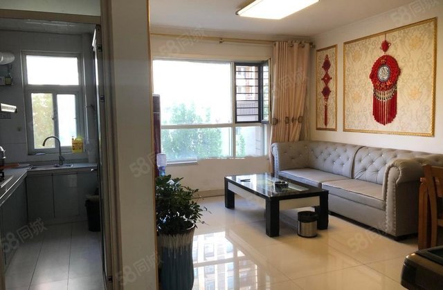 水晶丽城西区，精装修三室两卫，免大税送地下室