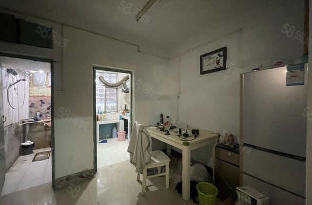 东昌中学 500  一类一 停车方便 一路之隔 随时看房