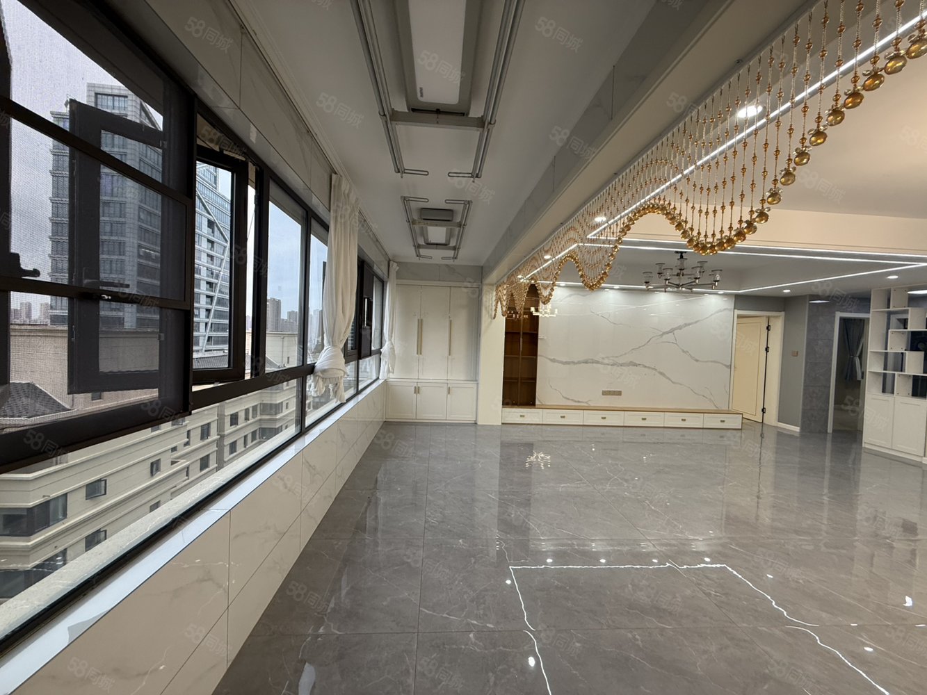 建投御景湾3室2厅2卫157㎡南北145万