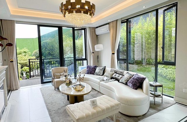 锐力领峰5室2厅126.47㎡155万二手房图片