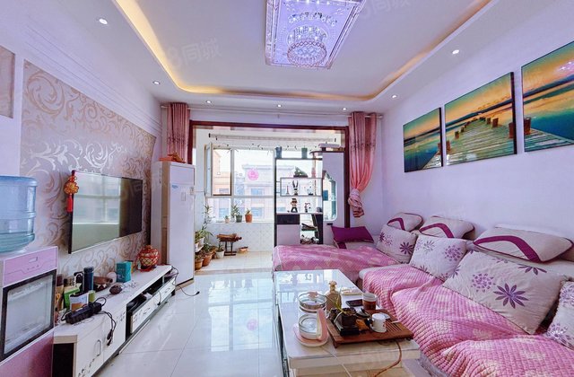 嘉明电梯房诚心出售，看房子方便九中双语，价格可谈。周围环境优