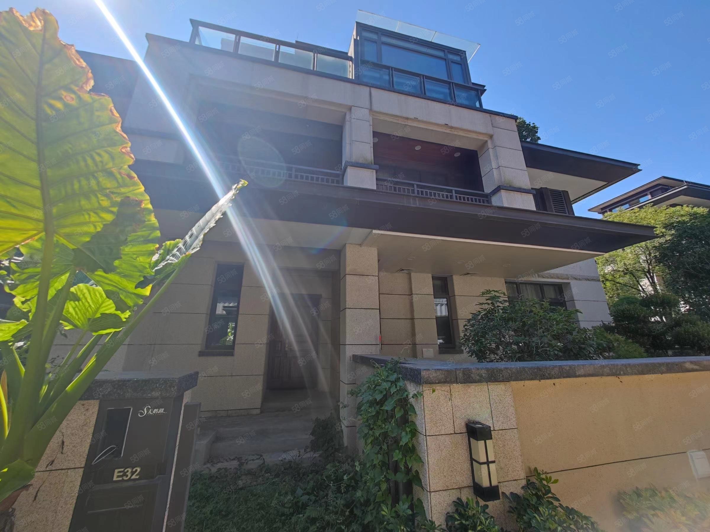 华侨城天鹅湖双拼别墅顺德新名片森林风格别墅业主诚意出售