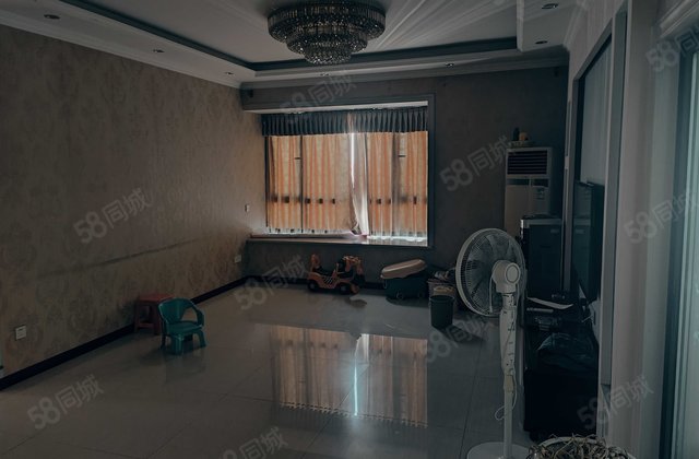 同景南门金阶3室2厅122.61㎡77万二手房图片