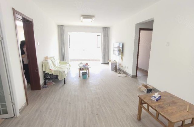 文轩中学！龙湾商品房 三室两厅两卫 带车位 免大税 随时看房