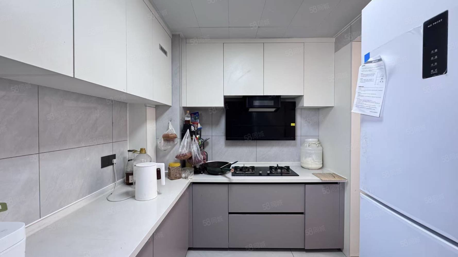 合景泰富云湖天镜3室2厅2卫110㎡南北73.8万