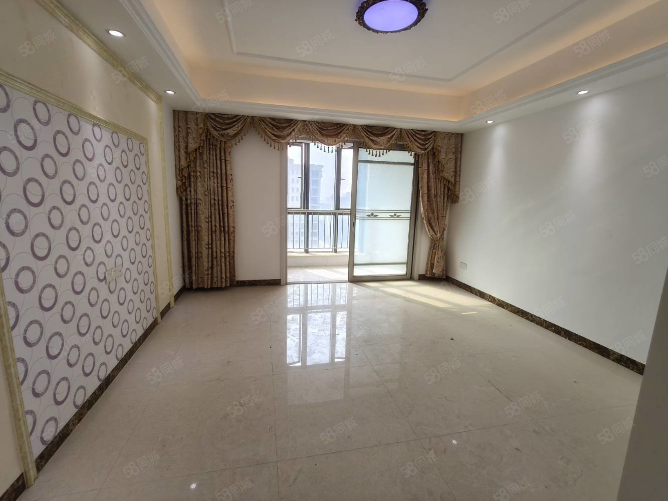 奥林清华3室2厅2卫124㎡南北58万