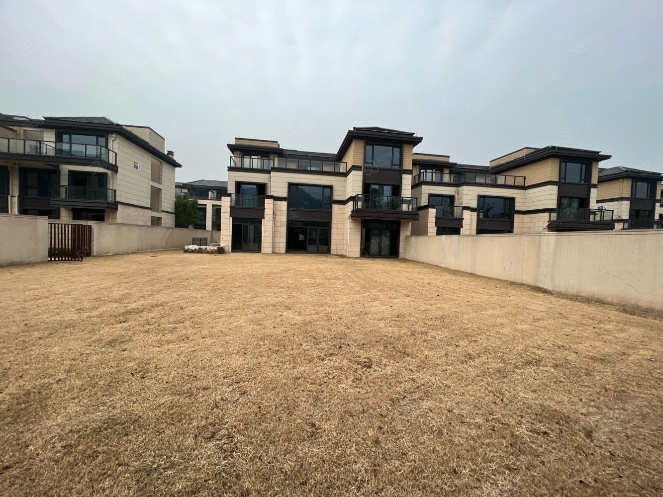 【10图】奥园朗境花园300平的双拼边套,大露台,奥园朗境-安吉58同城