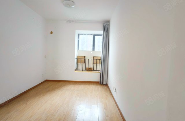 融创城融祥园4室2厅141.78㎡190万二手房图片