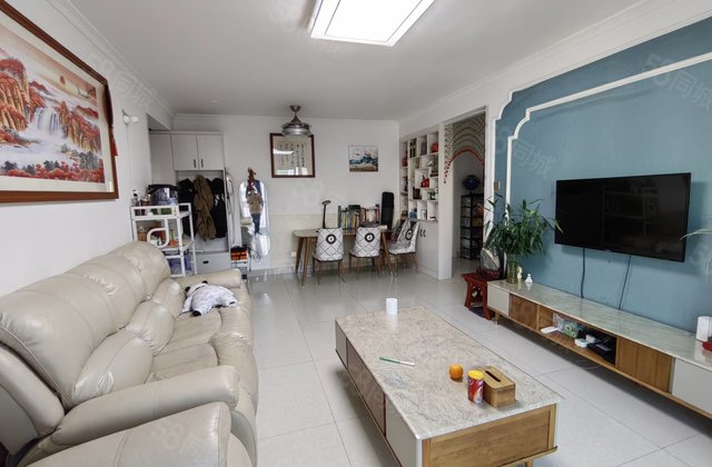 新东方龙湾，116平，满五  ，边户，三室两厅，精装修，