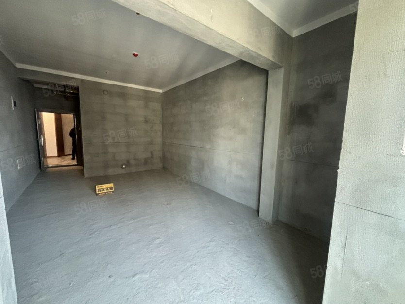 大美国际1室1厅1卫50.34㎡南北33万