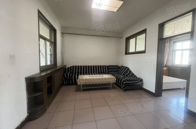 老文轩 二实验78万 龙山南区 92平 三室 有储 免大税