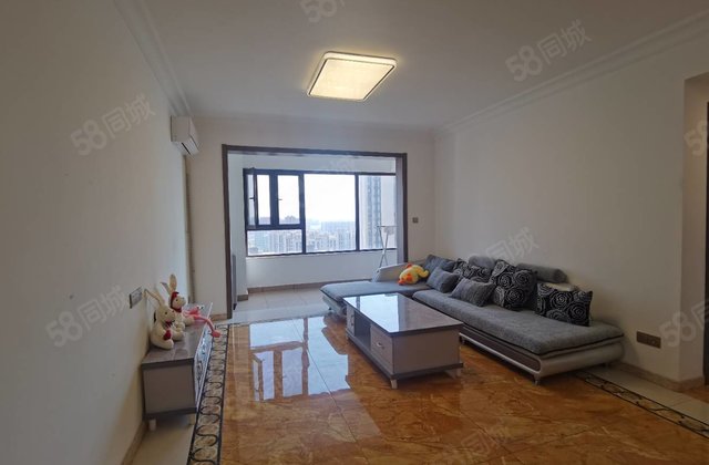 碧桂园国岳府三室两厅两卫 免大税随时看房 有车位