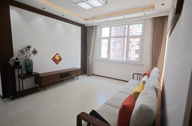 保利罗兰香谷二期2室2厅70㎡27.5万二手房图片