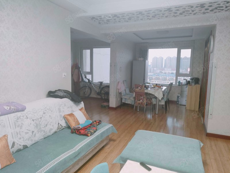 颐和城府公寓住宅装修好朝南近医院交通便利