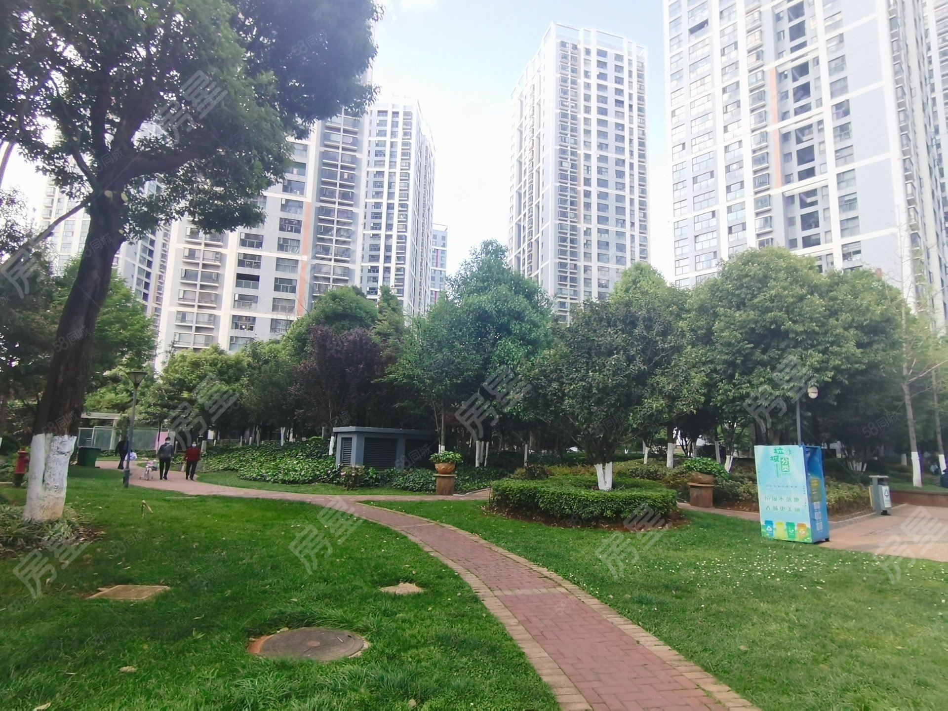 天怡峰景 95平 3室 95万随时看房可议价