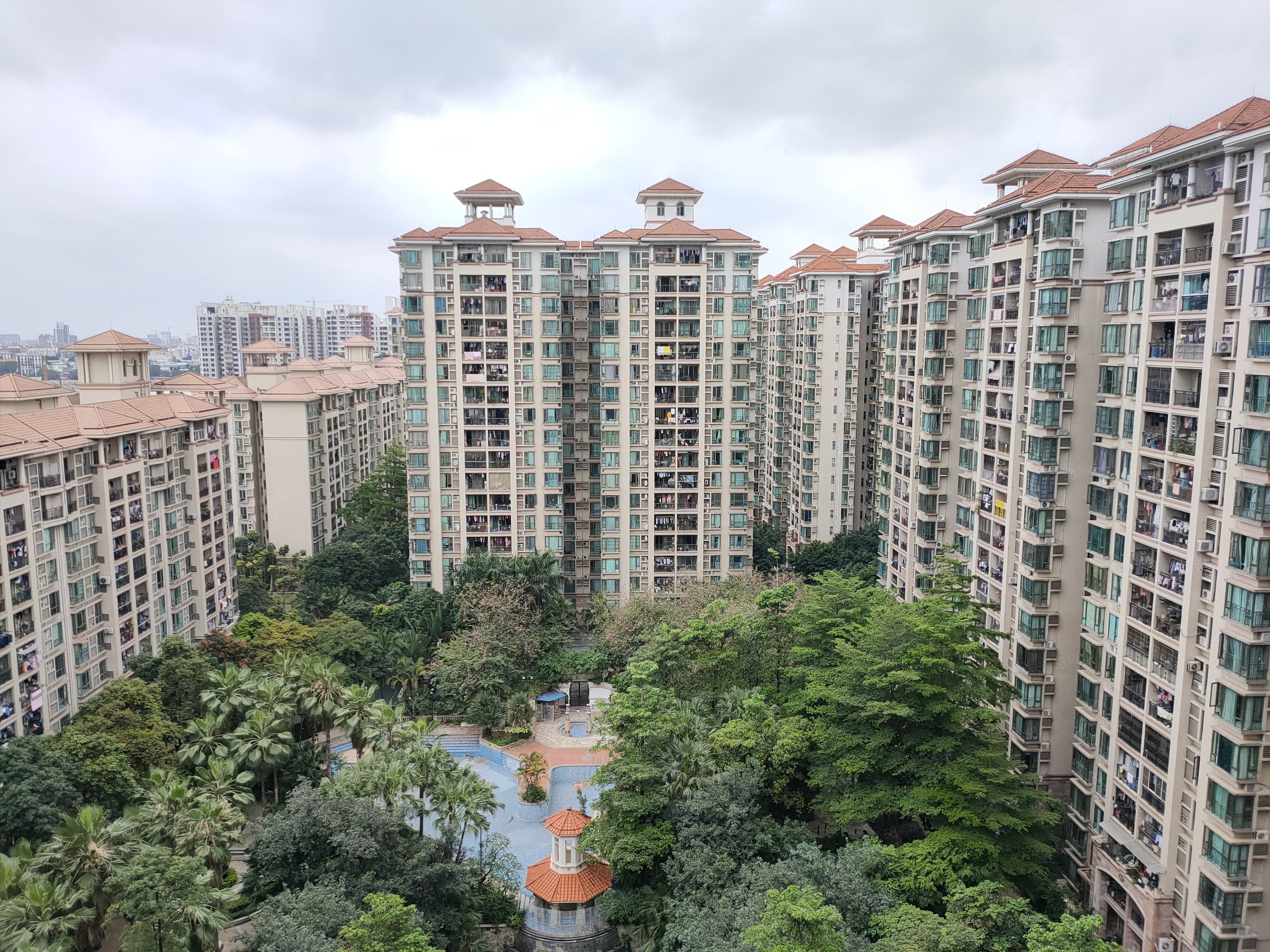 精装修 金碧雅苑 电梯房 南北通透 居家自住 保养好