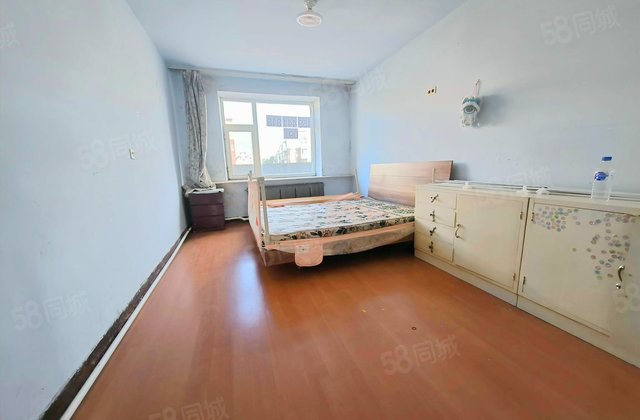 长大小区2室1厅62㎡29万二手房图片