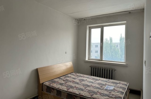 工业路供暖站住宅楼2室1厅54.58㎡7.5万二手房图片