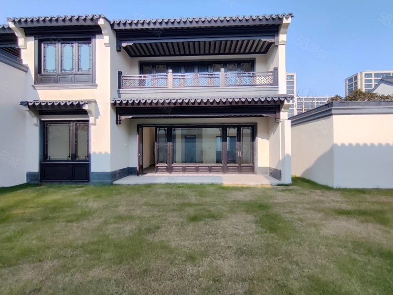 梨园湾别墅368万净得东边户178平花园送车位随时看