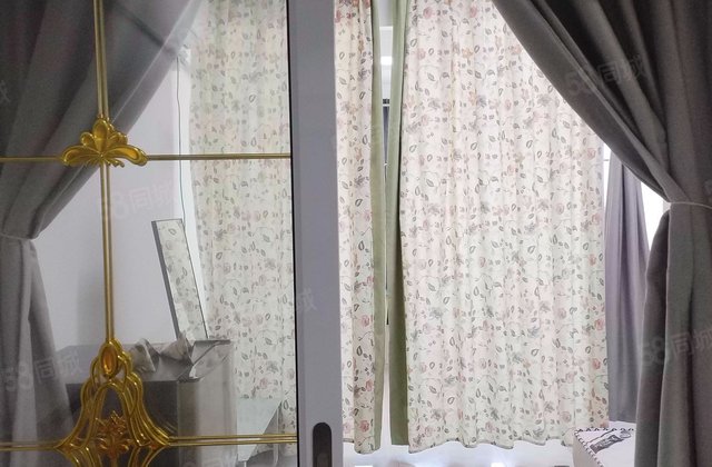 金桥国际1室1厅50㎡23.5万二手房图片