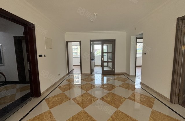 急售！国岳府四叶草  小高层 免大税 带车位 随时看房