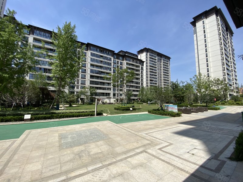 绿城桂语江南3室2厅2卫116.14㎡南北68万