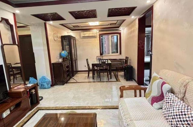 红山郡2室2厅86㎡228万二手房图片