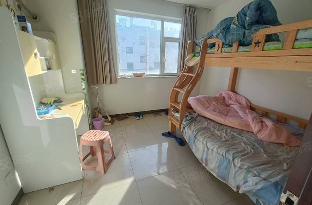 文轩总校 一中一墙之隔  好房子 免大税 带车库随时看房