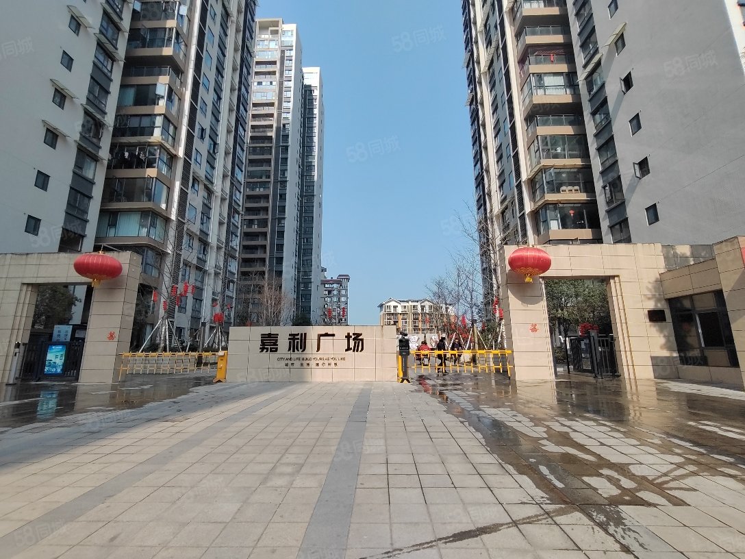 电梯顶跃带花园 带车位 清水五室三卫 次新房,嘉利广场-德阳58同城