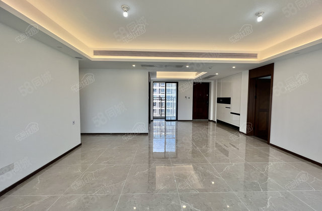 中南珑禧台4室2厅143.5㎡248万二手房图片