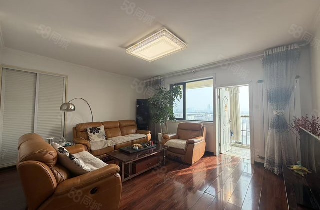 书香苑3室2厅133.23㎡59万二手房图片