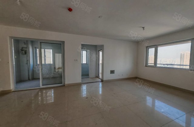 单价5000多，万达北邻，四室，东边户，单价五千