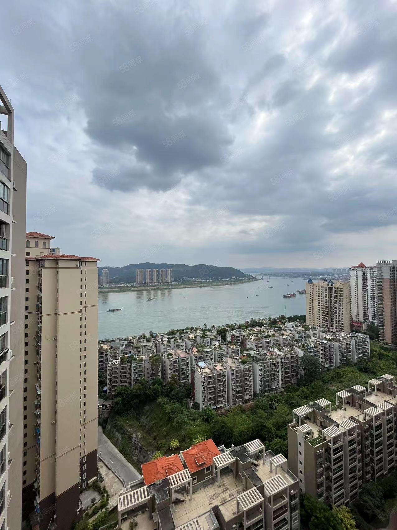 电梯高层三房两卫 南向新装修采光好,山海观-梧州58同城