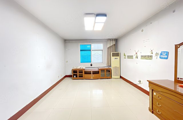 经三路73号院3室2厅105㎡130万二手房图片