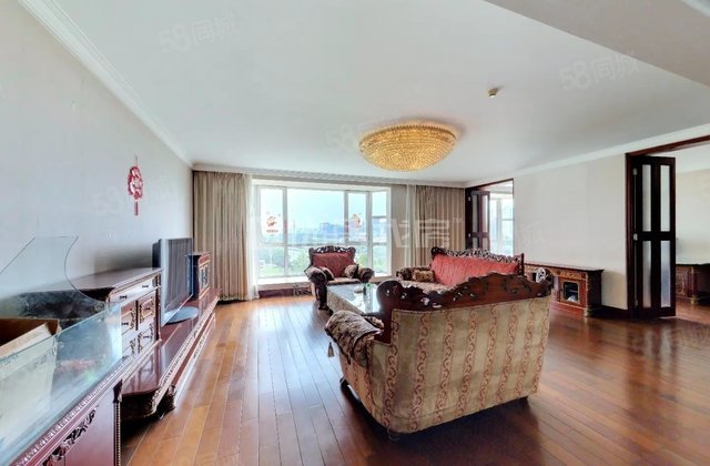 通用时代国际公寓4室2厅354.43㎡2190万二手房图片