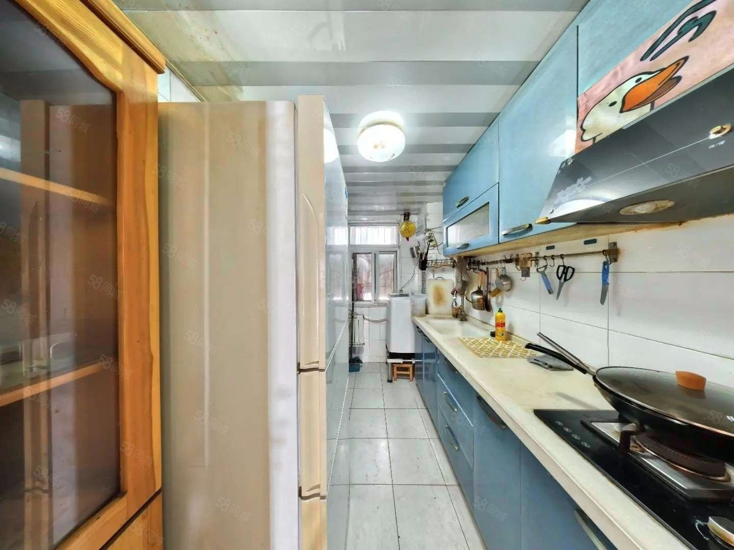 南沙灘小區(qū)2室1廳1衛(wèi)74.07㎡南北299萬(wàn)