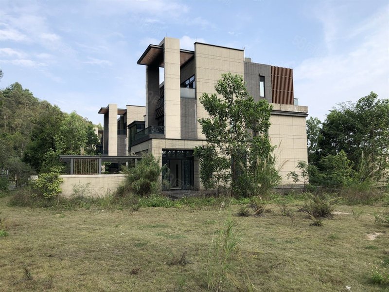 玖珑湖二期悦沐山顶霸气独栋别墅 送2000方花园,可遇不可求