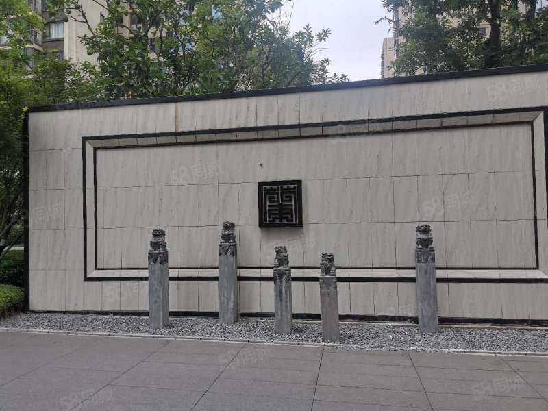 五星五星,环境优美,房东诚心出售,领地兰台府-南充58同城