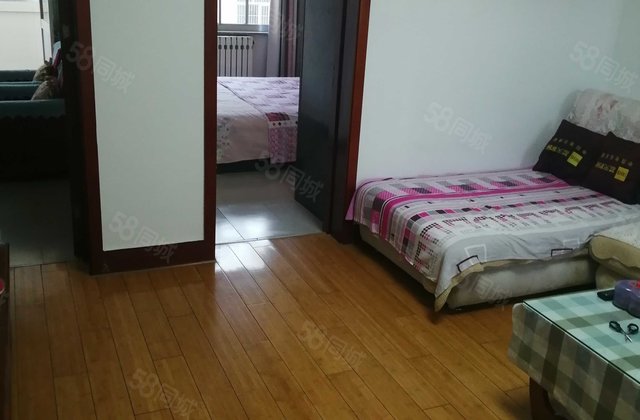 石化管道基地小区 3室1厅1卫一梯两户。有食堂。价格可优惠