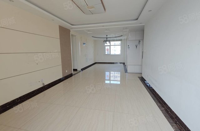 新华城南郡3室2厅135.13㎡75万二手房图片