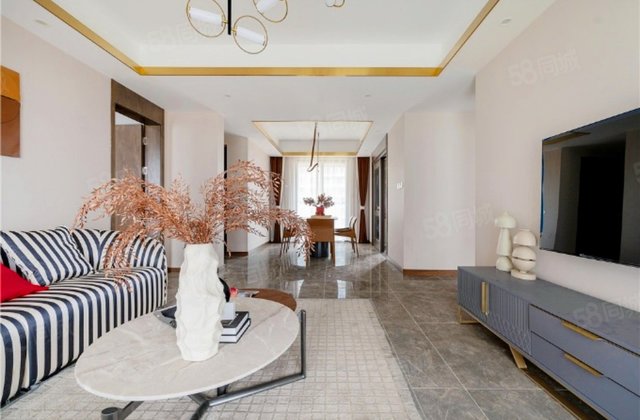 欣华苑4室2厅129.33㎡102万二手房图片