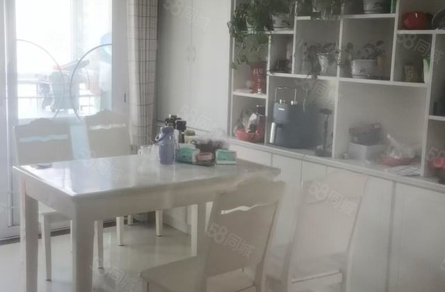 新东方龙湾在水一方 3房 周边配套完善