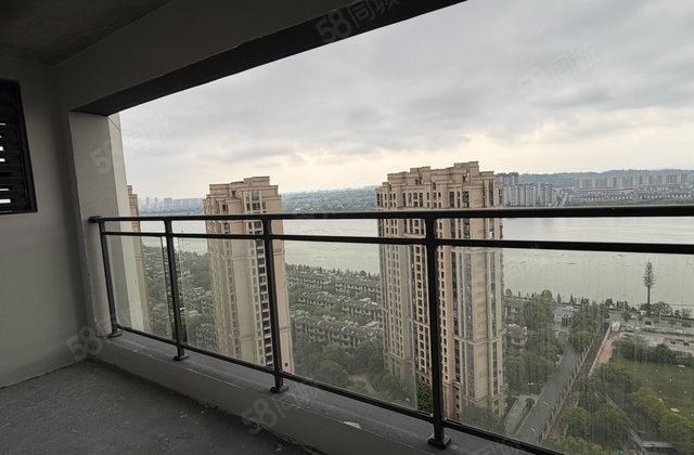 春江公馆4室2厅130㎡50万二手房图片