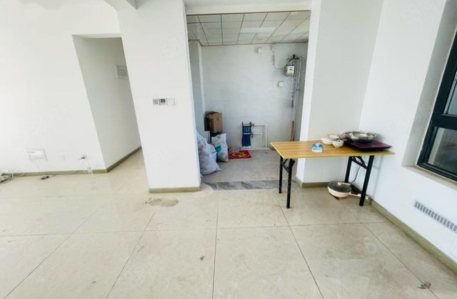 小区  一套 民生17号院 有车位地下室   可按揭